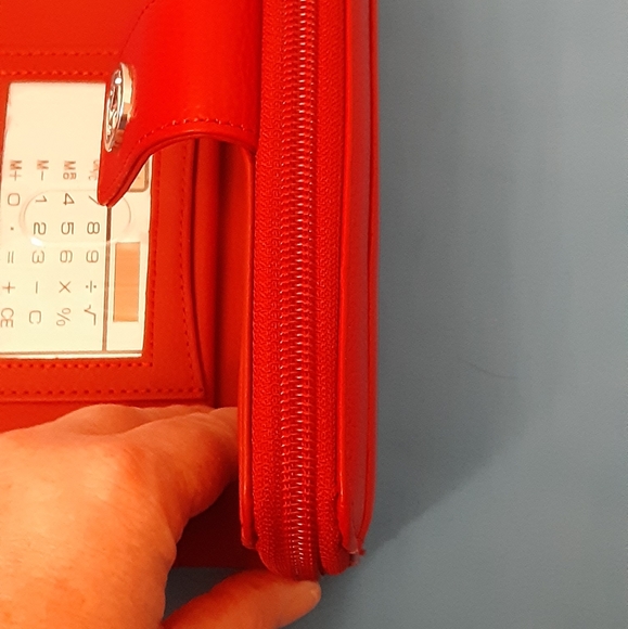 Leather red wallet with ID holder - Picture 4 of 9